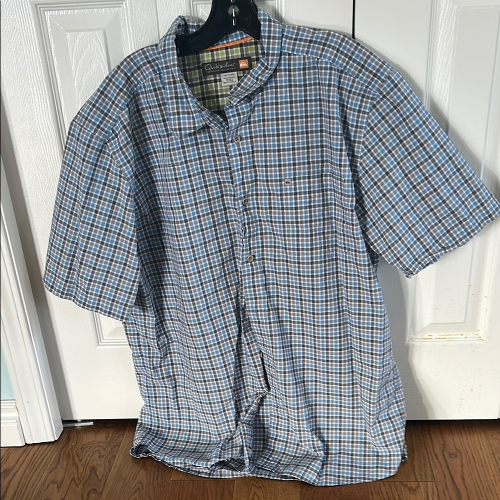 Quiksilver Blue and White Casual Button Down Shirt